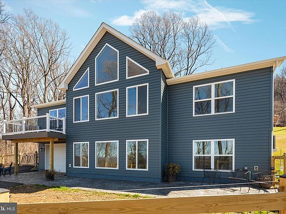 2nd image of 347 Riley Ct