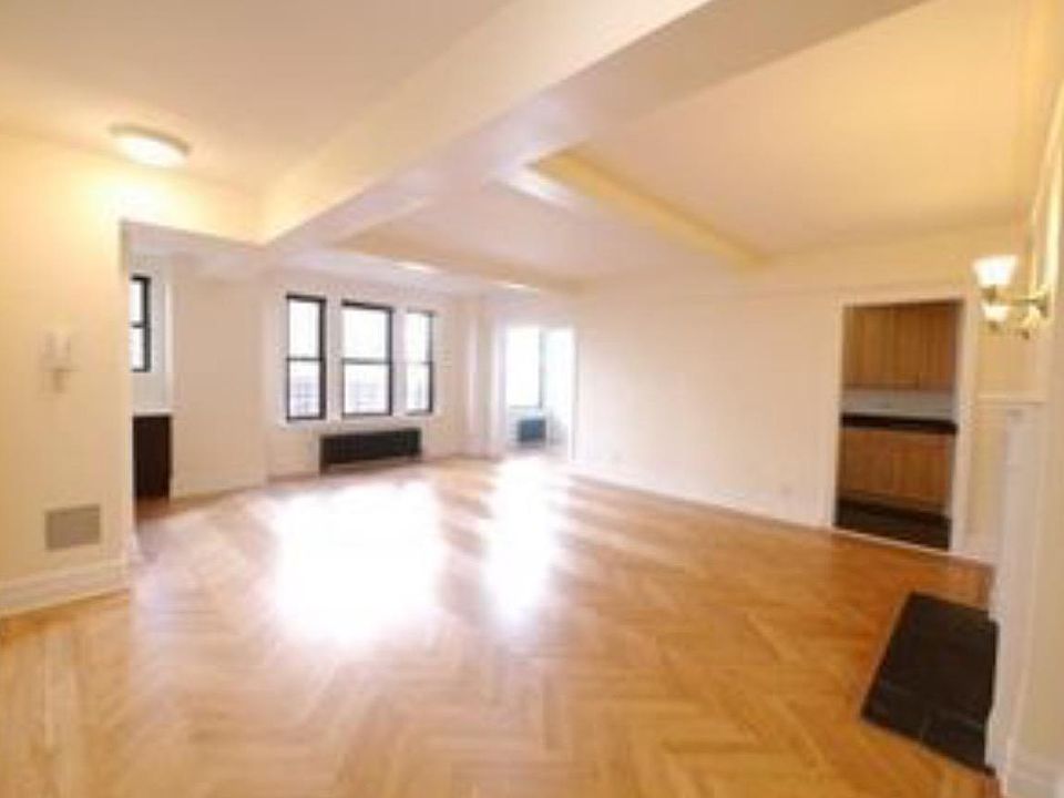 1st image of 210 E 68th St APT 4C
