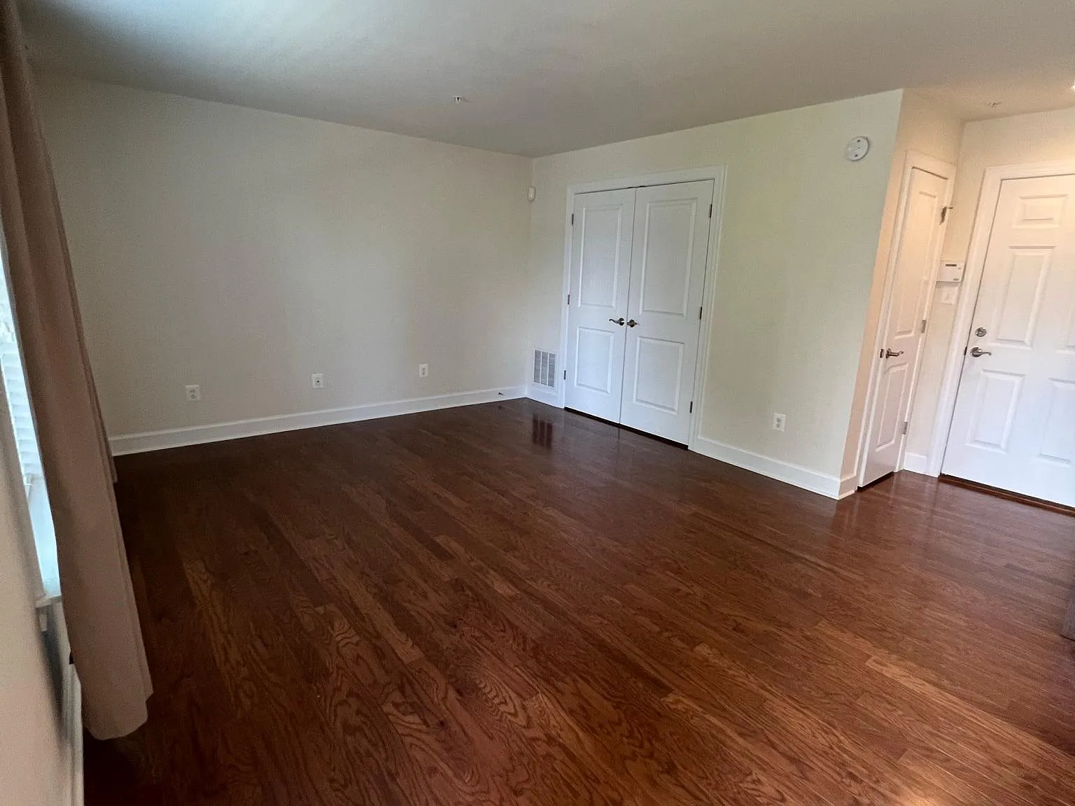 4706 Woodberry St — Photo 3