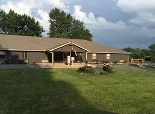 19855 Broadway St APT I, Stilwell, KS 66085