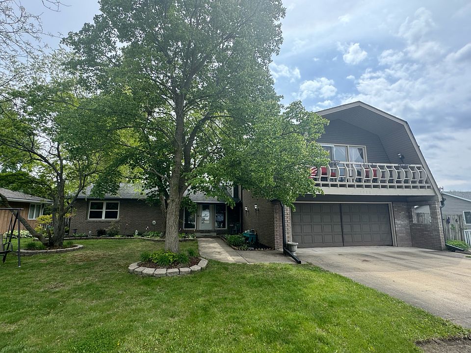 1st image of 1380 Sommerset Way