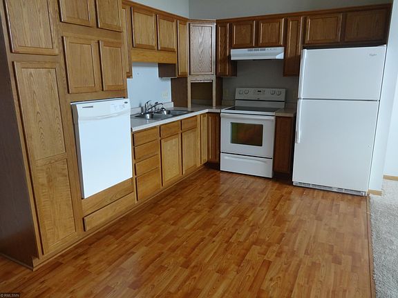 5th image of 515 Jefferson St APT 304