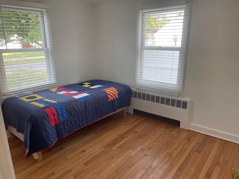 55 Overshores Dr W — Photo 11