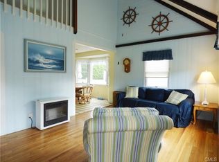 3 Friendly Rd, Norwalk, CT 06851