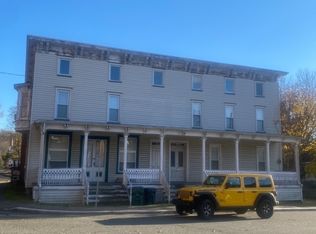 12 Clinton St, Delaware, NJ 07833