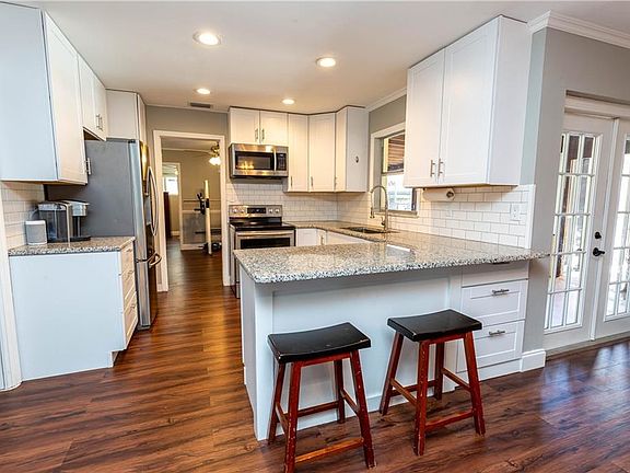 5th image of 3252 Ellwood Ct