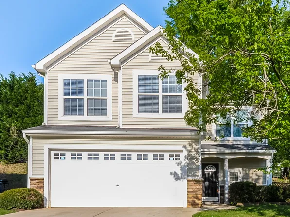 701 Champion St, Clayton, NC 27520
