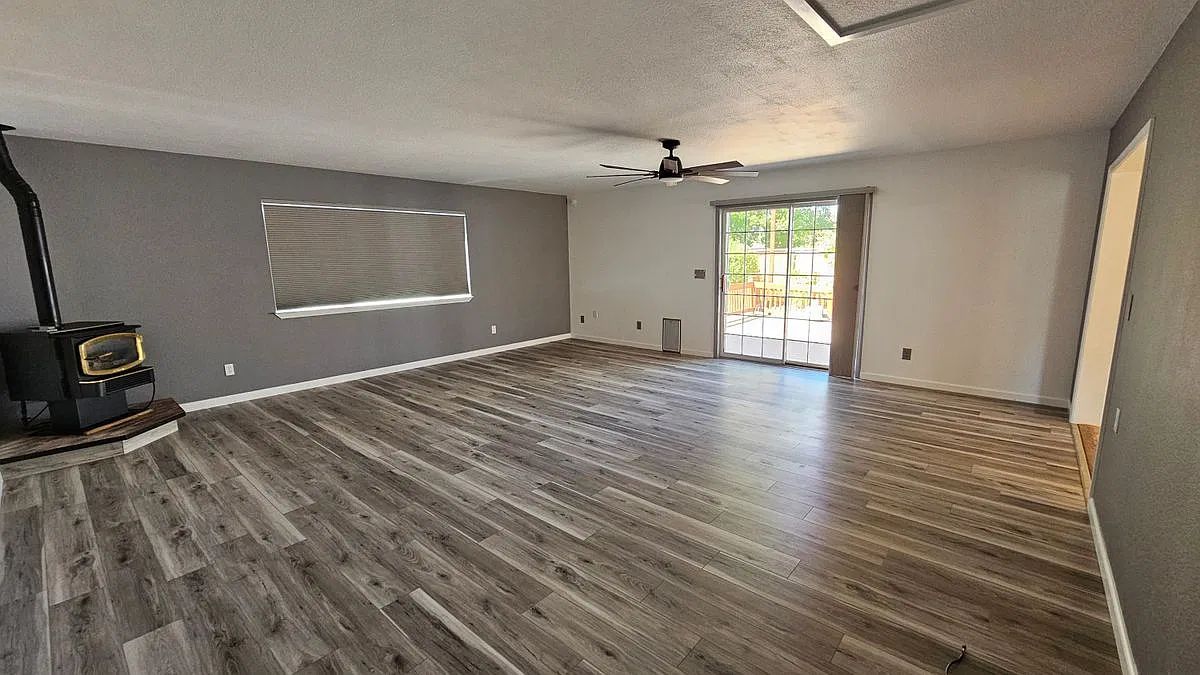 3 bed, 2.0 bath, 2088 sqft, $2,950 — Photo 4