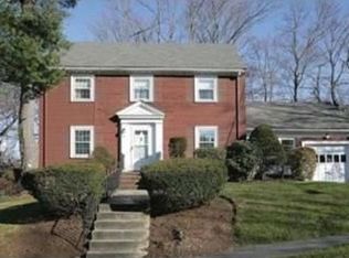 30 Tennyson Rd, Newton, MA 02465