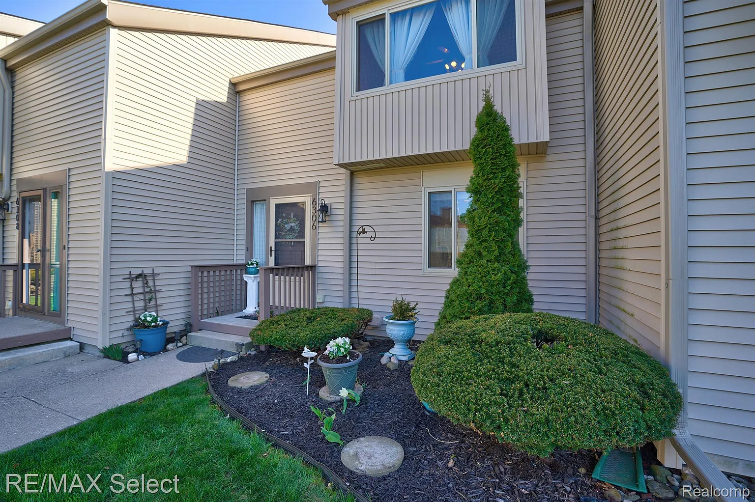 6306 Laurentian Ct photo 1