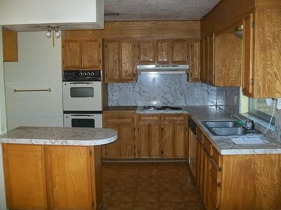 4th image of 2209 Willow Oak Dr