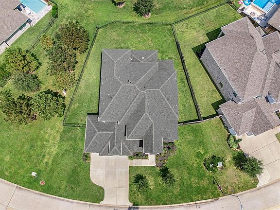 5th image of 13534 Wedgewood Thicket Way