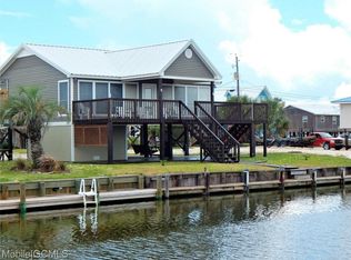 2253 Mallard St, Dauphin Island, AL 36528