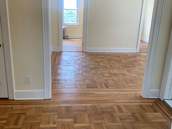 5th image of 54 Fairview St #3