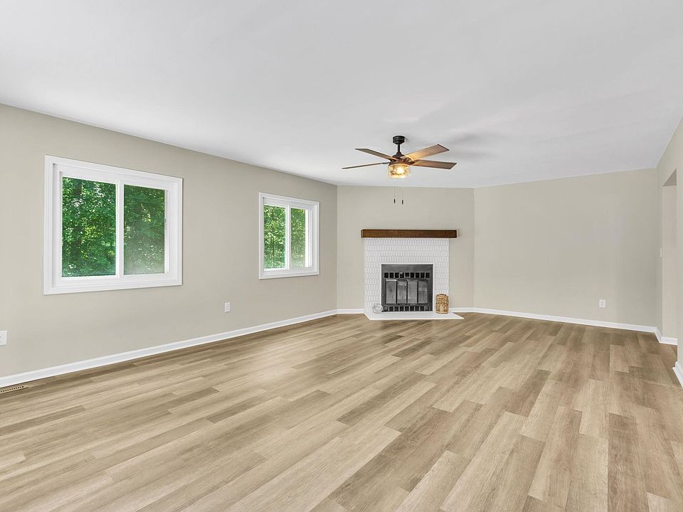 1804 Scuffletown Rd, Fountain Inn, SC 29644 MLS 301382 Zillow