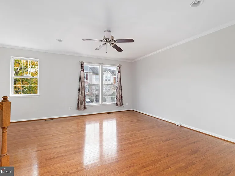 13700 Barksdale Dr — Photo 12