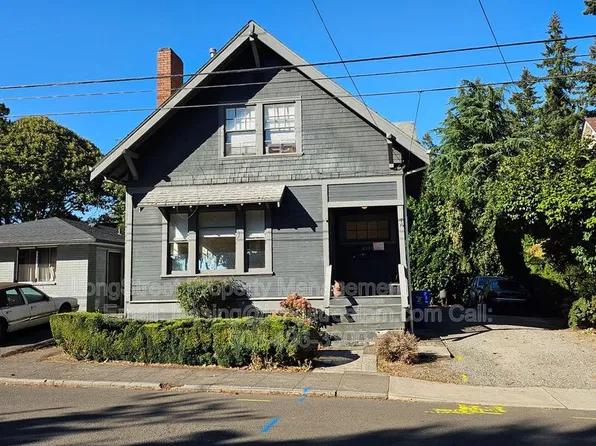 2535 SE Monroe St APT A, Milwaukie, OR 97222