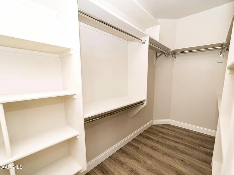 7037 N Robin Nest Ct — Photo 21