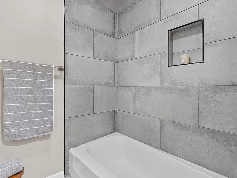 1426 Springview Dr — Photo 12