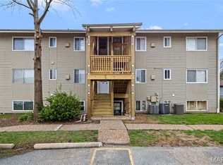 2031 Gascony Parc Dr #2031, Lake Saint Louis, MO