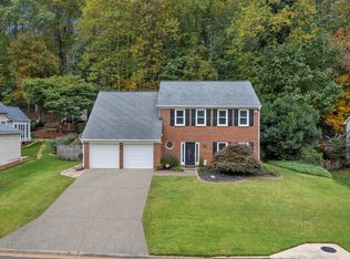 313 Summerchase Ln, Woodstock, GA 30189