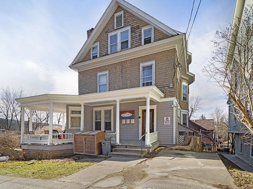 202 Stewart Ave