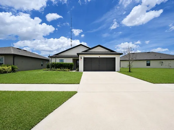 5318 Imagination Dr, Fort Pierce, FL 34947