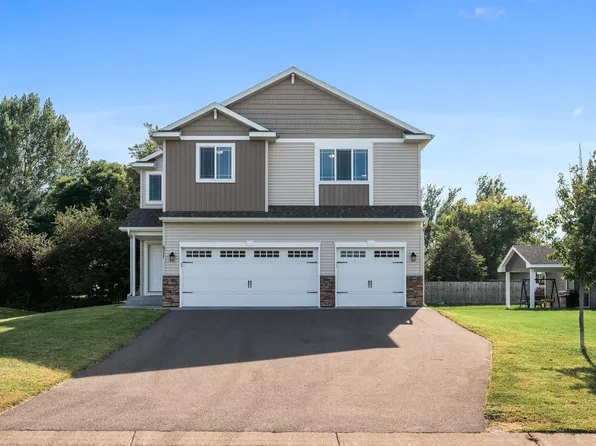 511 S Brookview Ln SW, Isanti, MN 55040