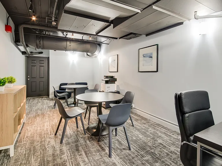 30 E Huron St #5401 — Photo 17