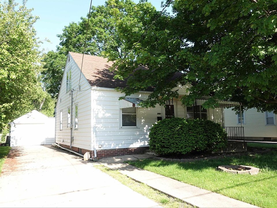 1st image of 243 N Farnham St
