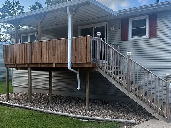 1312 Roosevelt St, Waterloo, IA 50707