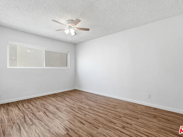 2332 S Beverly Glen Blvd #5 — Photo 6