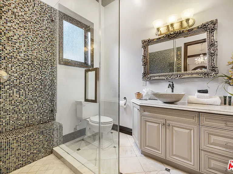 18607 Cassandra St — Photo 44