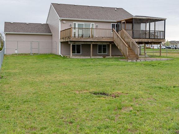 2nd image of 51566 Jordan St