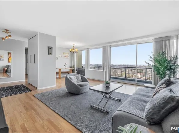 1 Horizon Road #1209, Fort Lee, NJ 07024