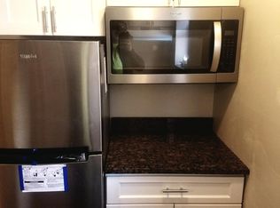 1812 S Broad St APT 3B, Philadelphia, PA 19145