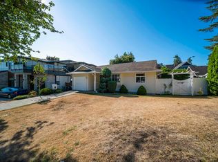 17346 60a Ave, Surrey, BC V3S 6X8