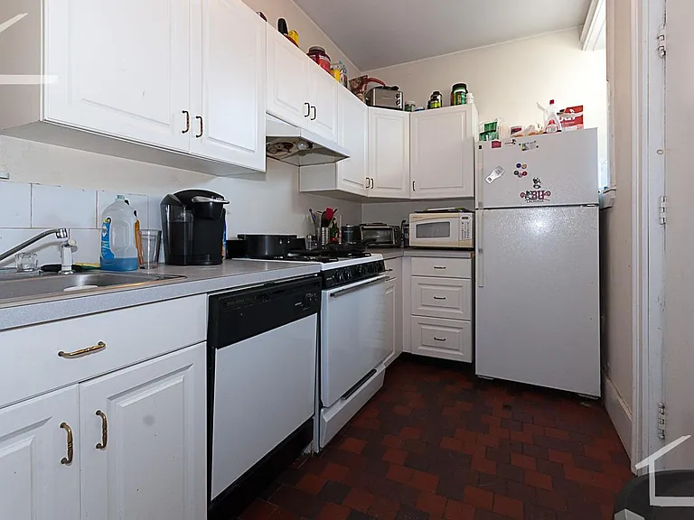 324 Saint Paul St #5 — Photo 12