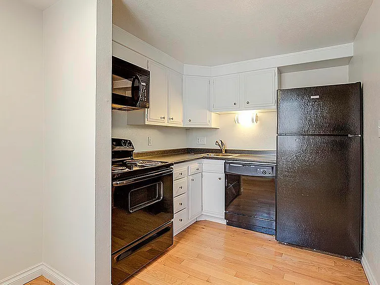 Franklin Flats — Photo 14