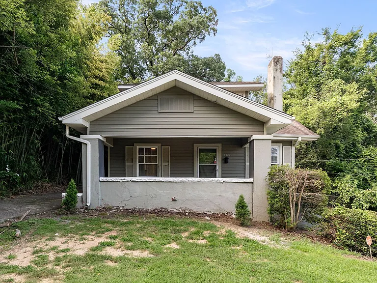 3 Bedroom / 2 Bathroom House in Glen Iris — Photo 32