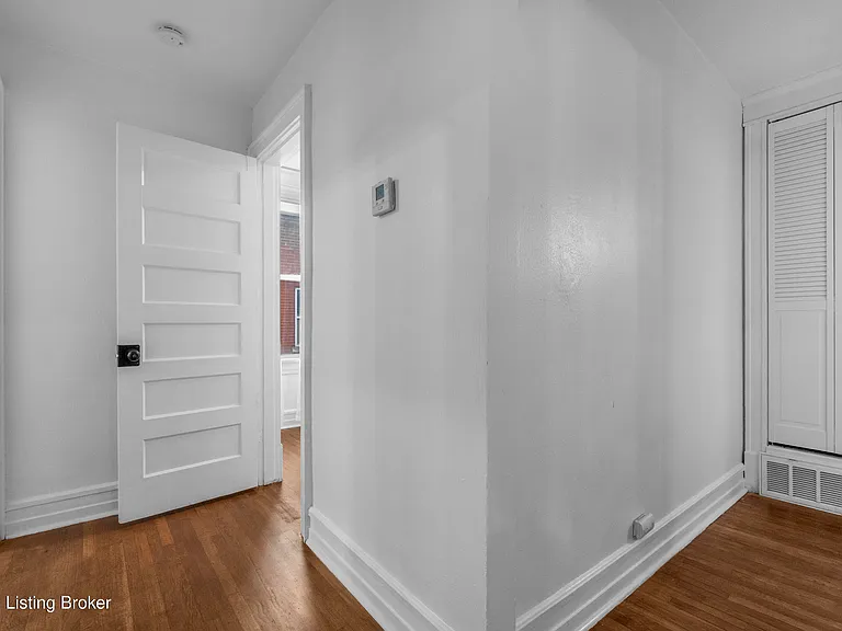 409 W Gaulbert Ave #201 — Photo 7
