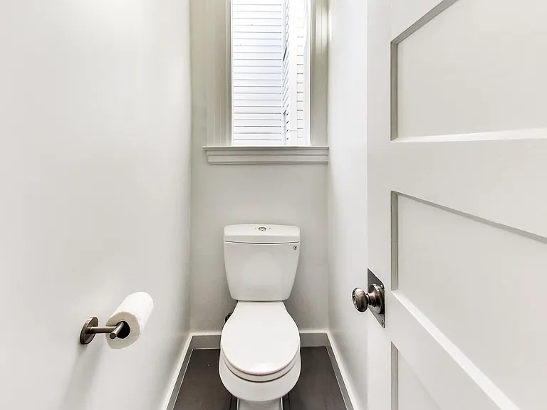 1087 Natoma St — Photo 19