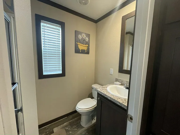 1601 S Airport Dr #233 — Photo 5