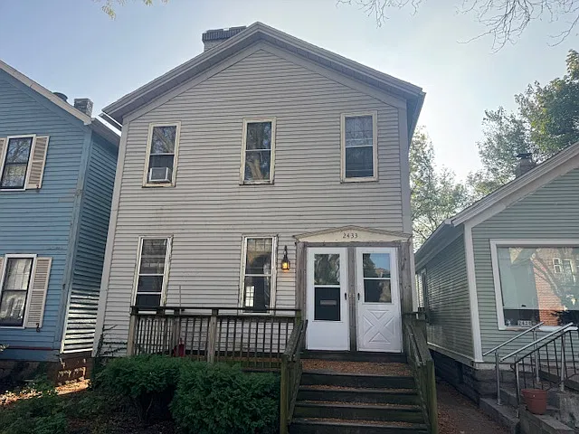 3 bed, 1400 sqft, $1,850 — Photo 2