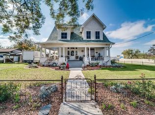 401 S Locust St, Venus, TX 76084