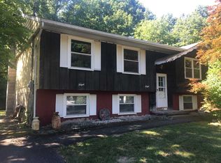191 Quarry St, Port Ewen, NY 12466