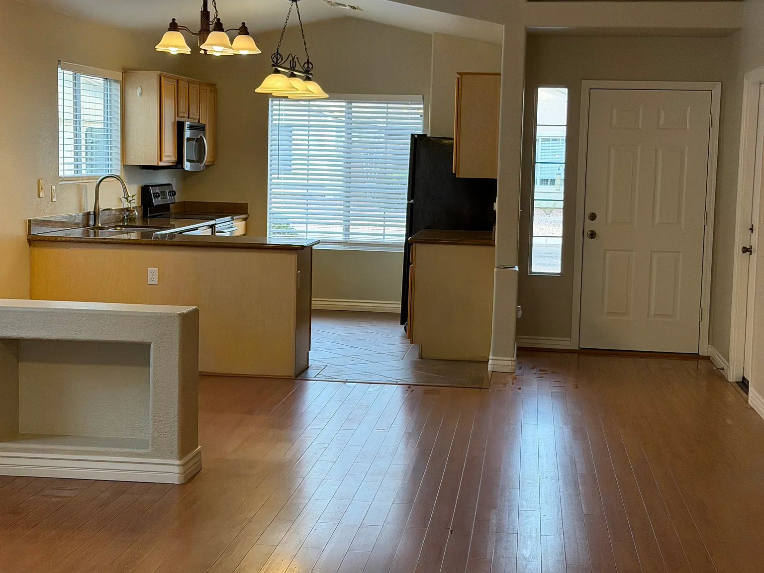 3 bed, 1518 sqft, $2,250 — Photo 4