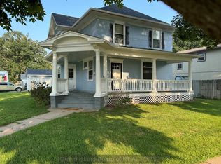 916 14th St, Aurora, NE 68818