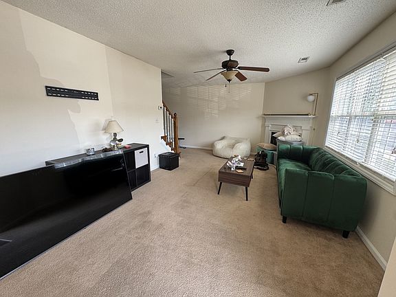 3rd image of 1216 X6 Cross Creek Cir #1