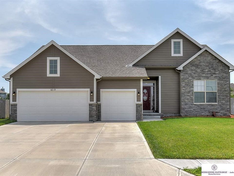 1st image of 4219 Heartland Dr